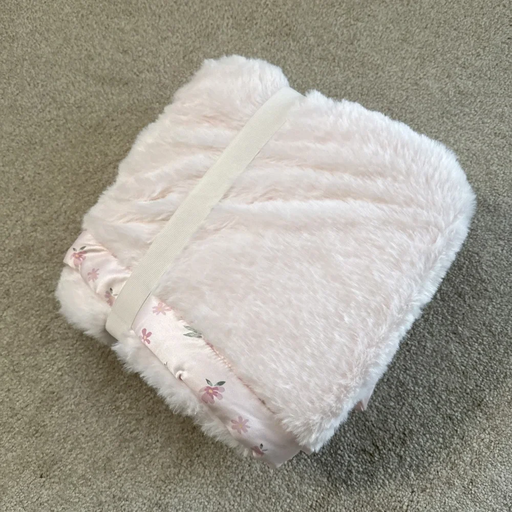 Modern Moments by Gerber Girl Baby Floral Pink Satin Trim Blanket NEW 30x40